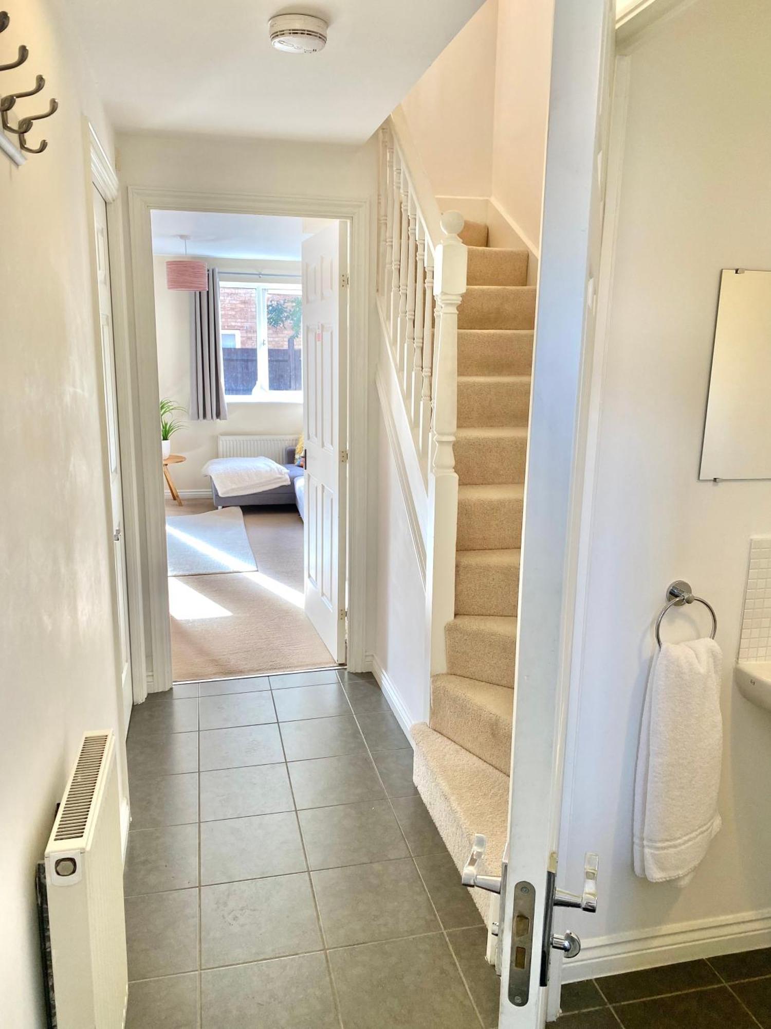 Вилла Free Private Parking! Oakley House And Garden! Fully Equipped 4 Comfy Beds Корби Экстерьер фото